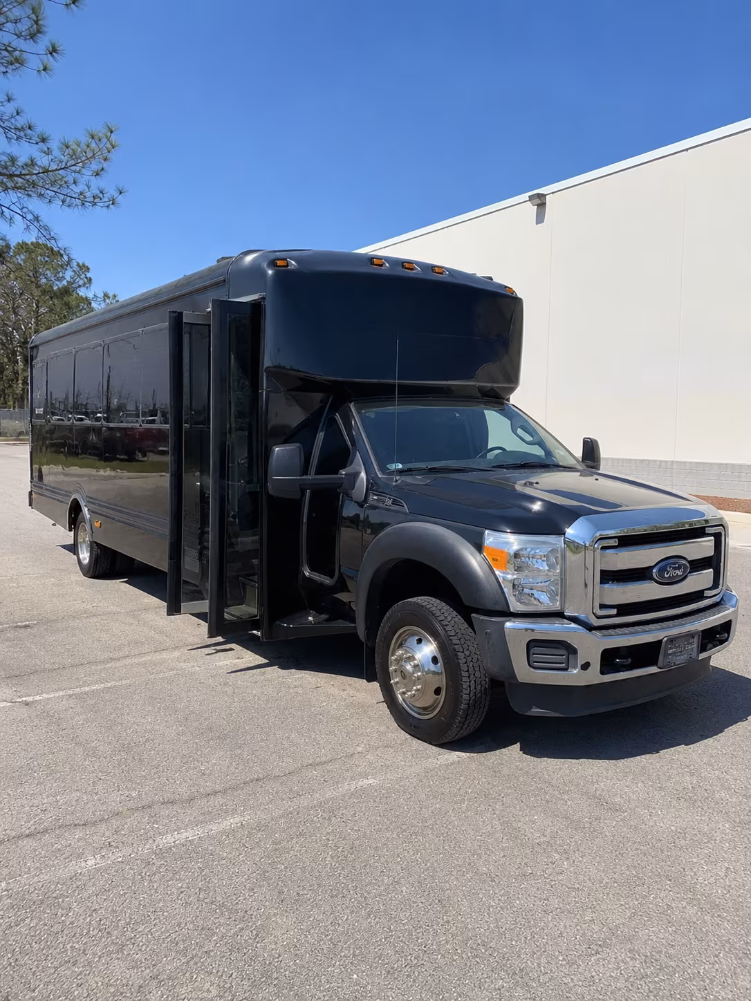 Houston Bachelor & Bachelorette Transportation party bus exterior