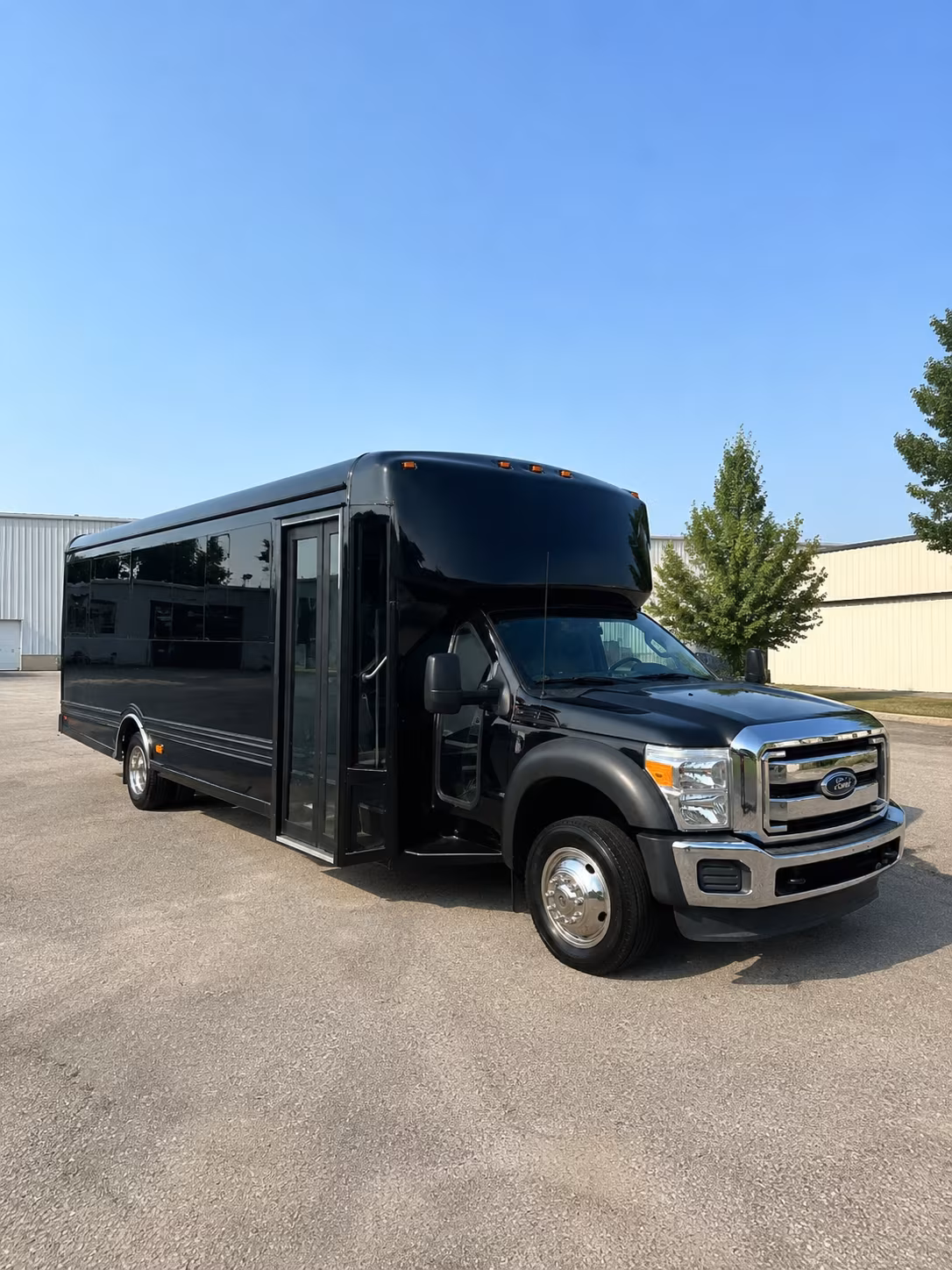 Houston Birthday, Sweet 16, & Quinceañera Transportation party bus interior