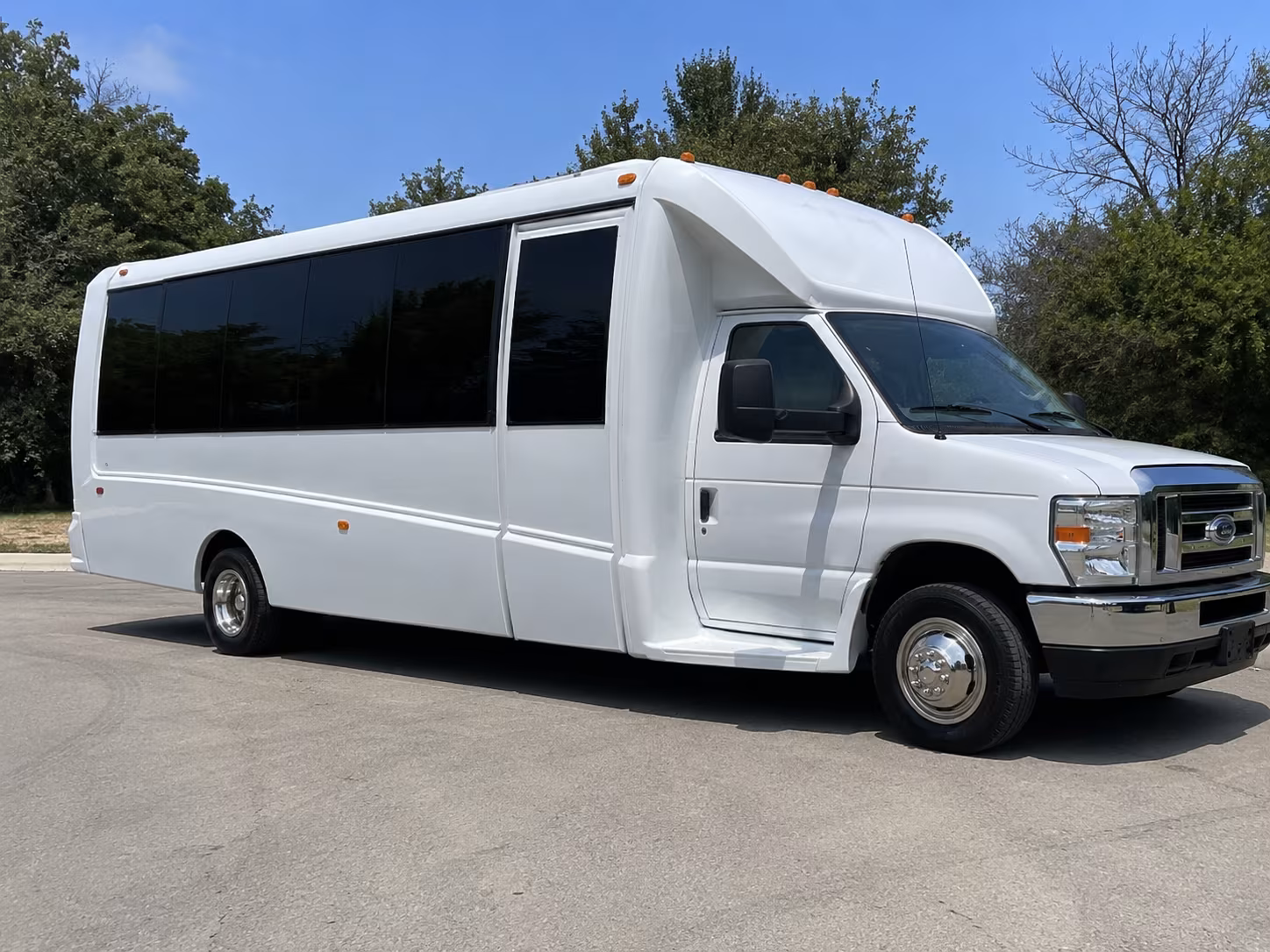 Houston Birthday, Sweet 16, & Quinceañera Transportation pickup coordination