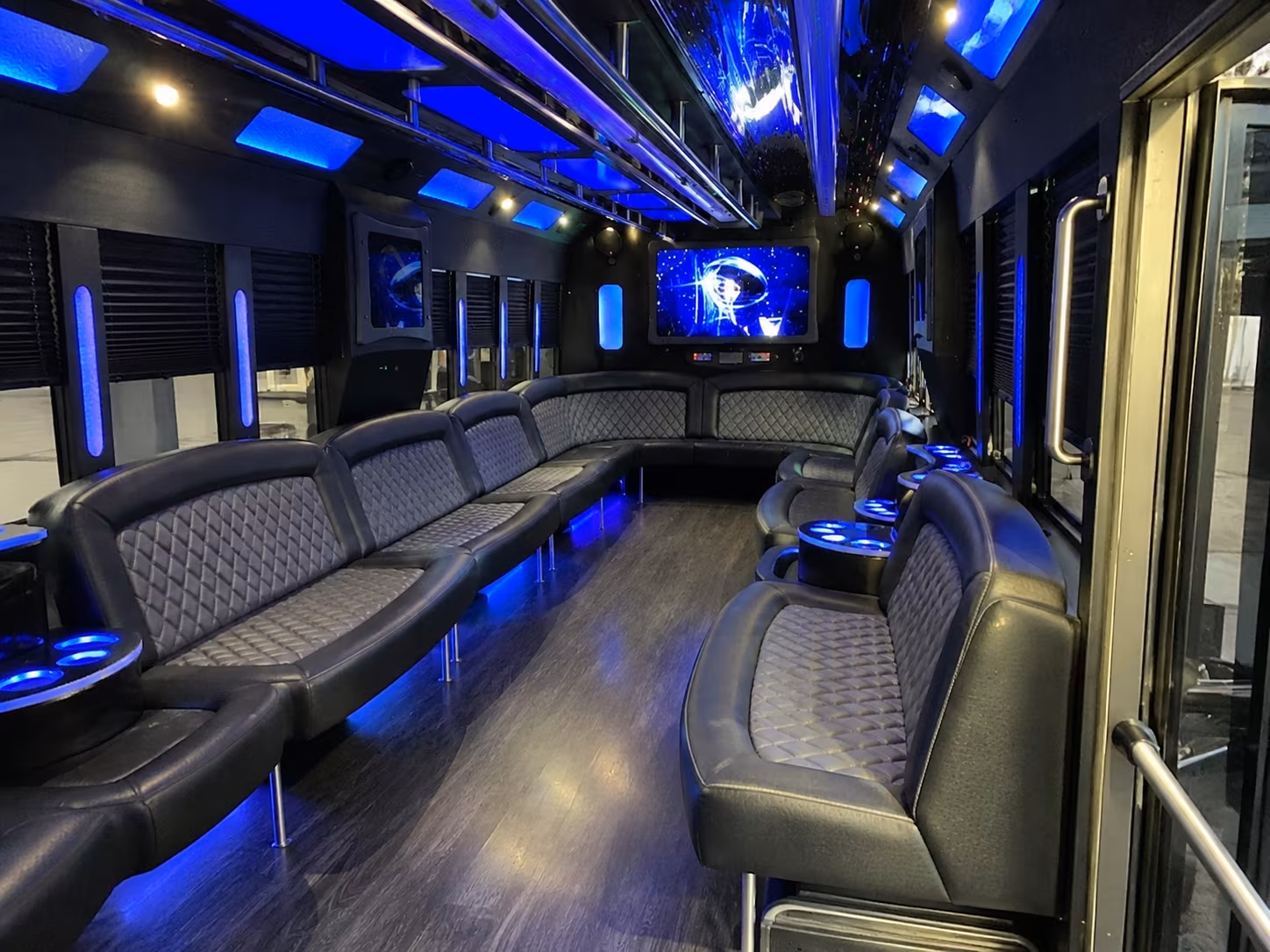 Texas City Winery Tour & Pub Crawl Transportation